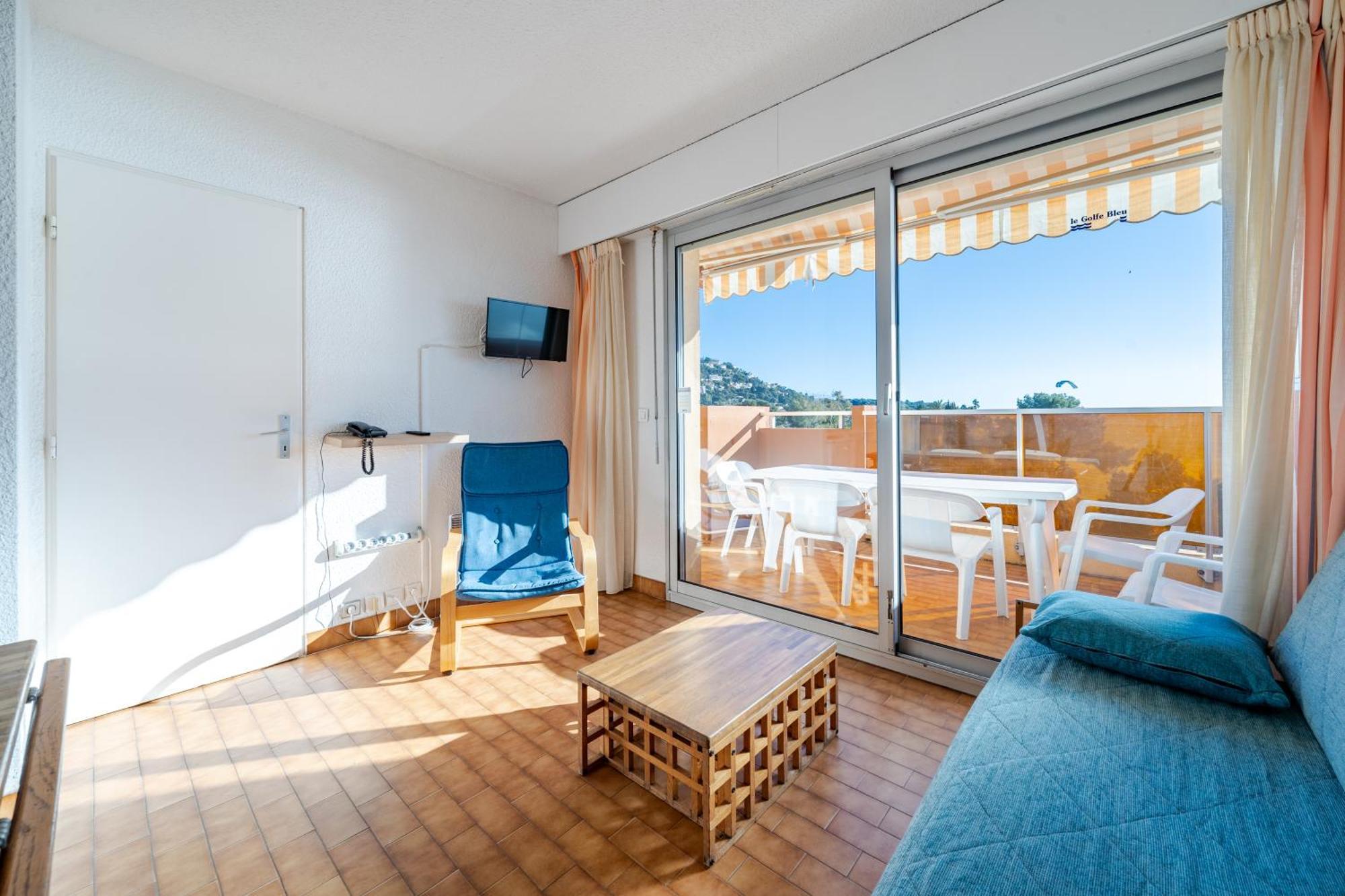 Appartamento con 1 Camera da Letto (5-6 Persone)